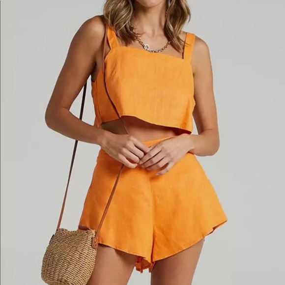 Pants - Shorts and crop top two piece set.